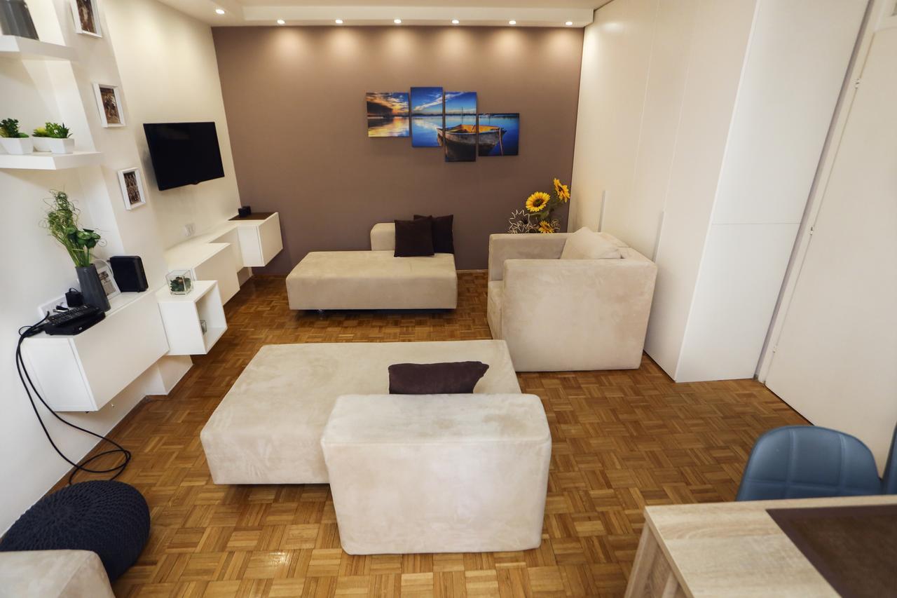 Modern Apartment With Free Parking Novi Sad Dış mekan fotoğraf