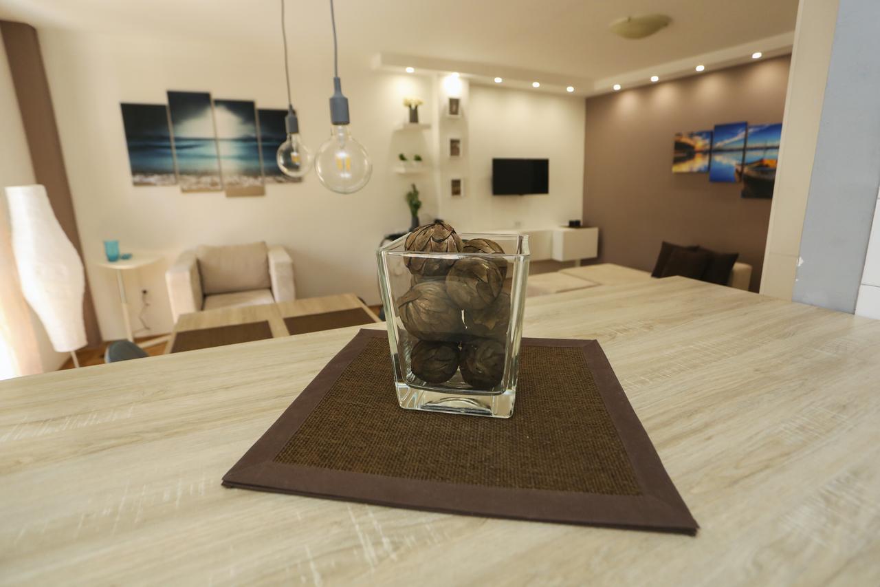 Modern Apartment With Free Parking Novi Sad Dış mekan fotoğraf